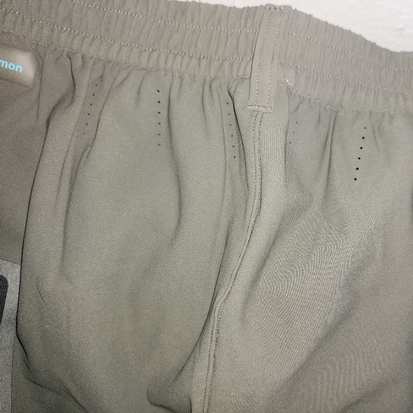 Size 30 Men's lululemon pants - Picture 8 of 11